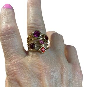 Avon faux stacked ring size 8 NIB red/purple/pink gem stones